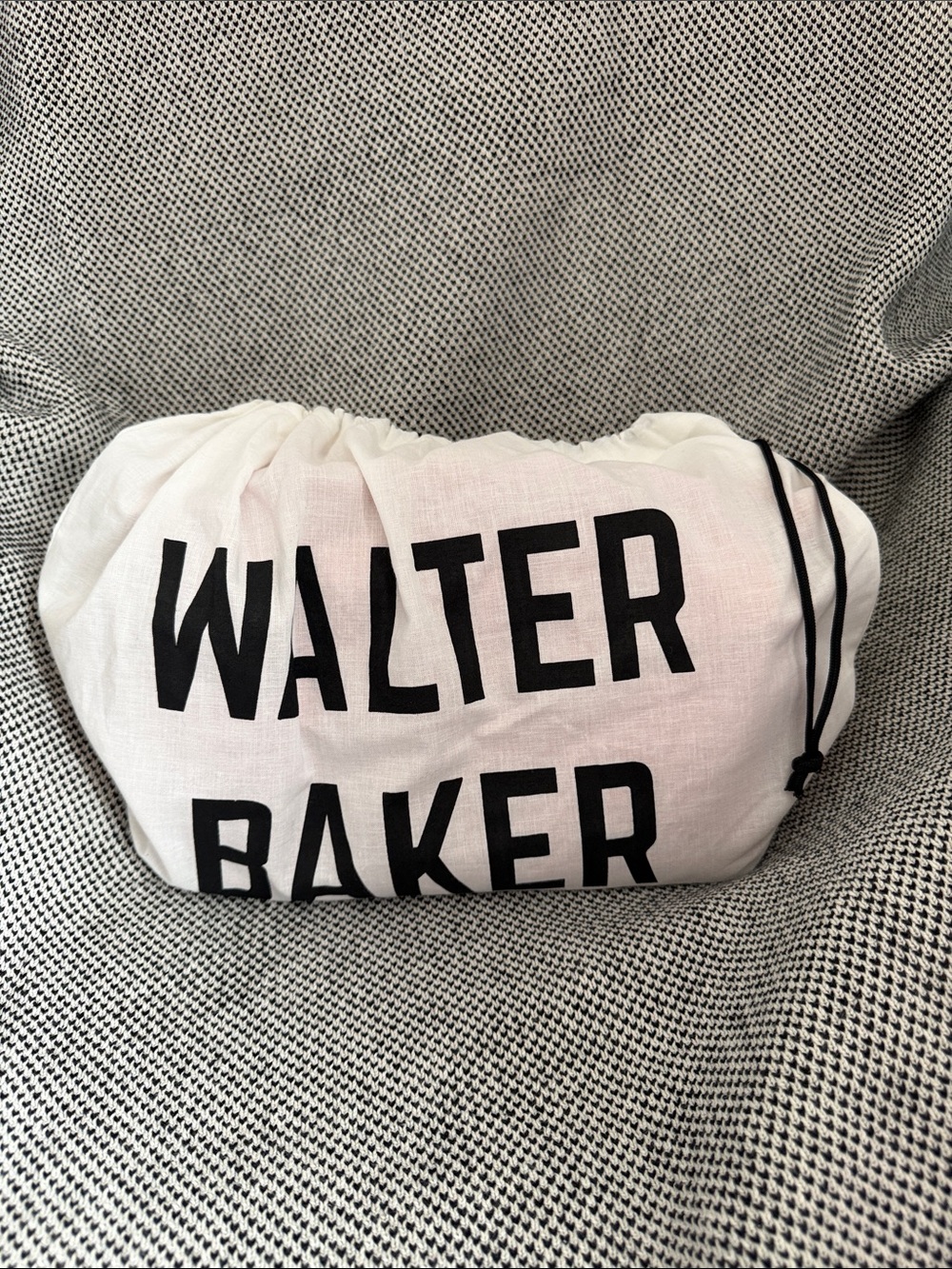 Walter Baker | Jagger Bag in Flame - Picture 14 of 14